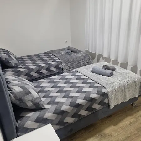 Lux Apartmani Valjevo Exterior photo