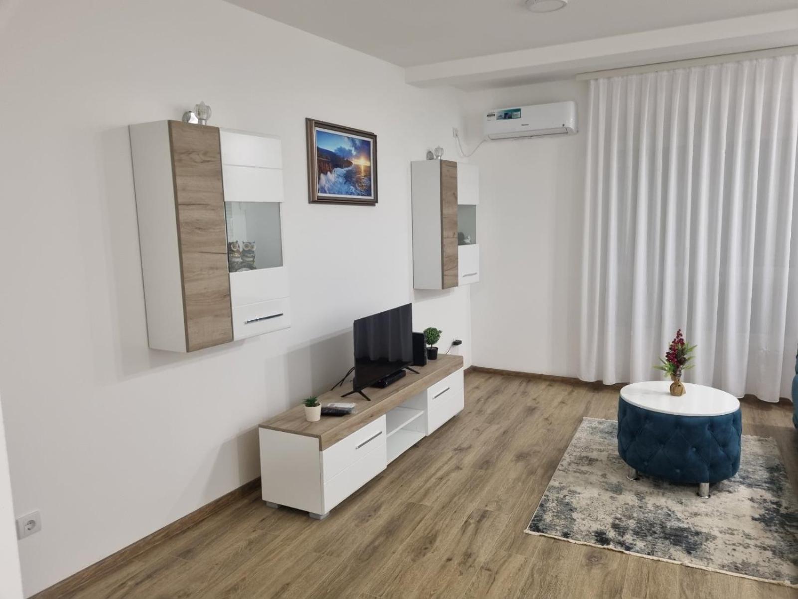Apartment Lux